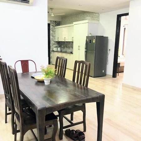 לינה וארוחת בוקר ניו דלהי Avatar Living @Safdarjung Enclave מראה חיצוני תמונה